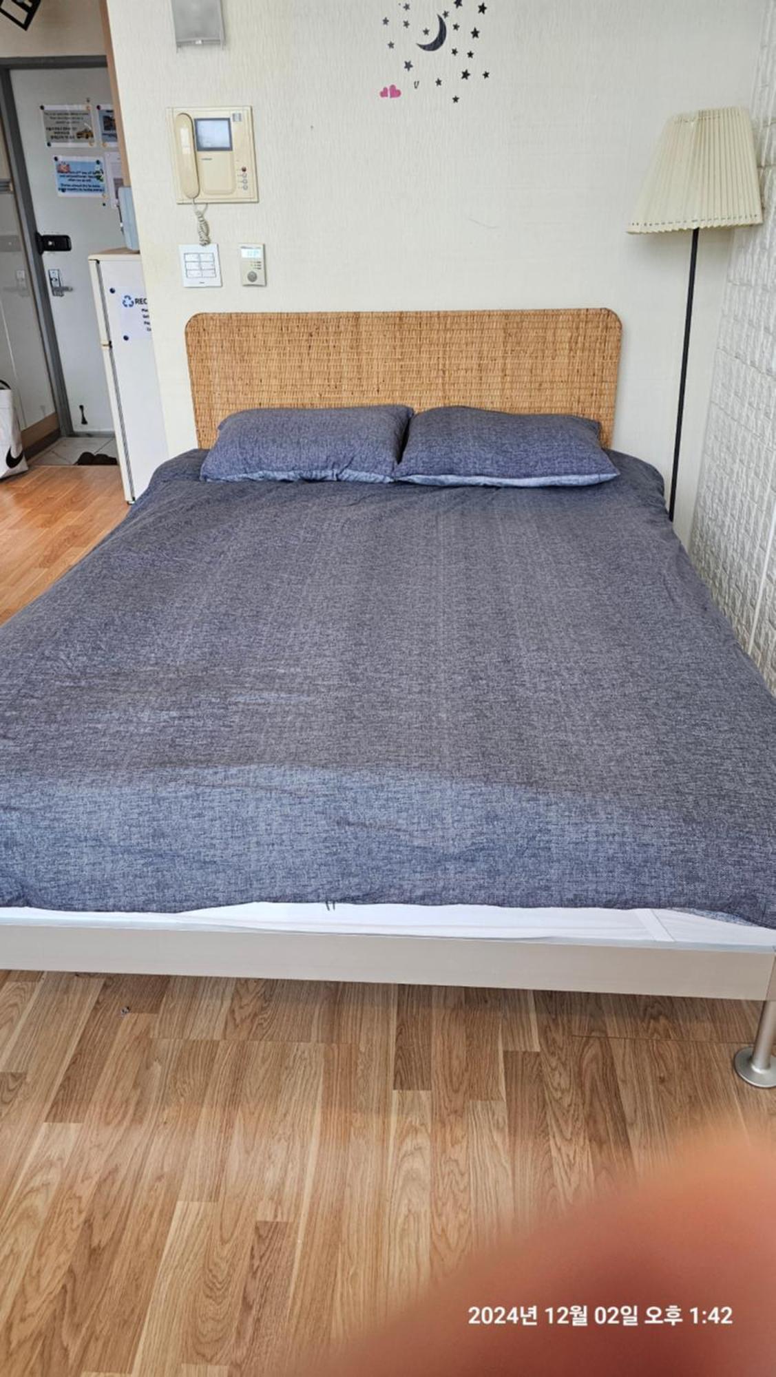 Hongdae Residence-5 1min From Hongik Uni Station Exit #1 アパート *